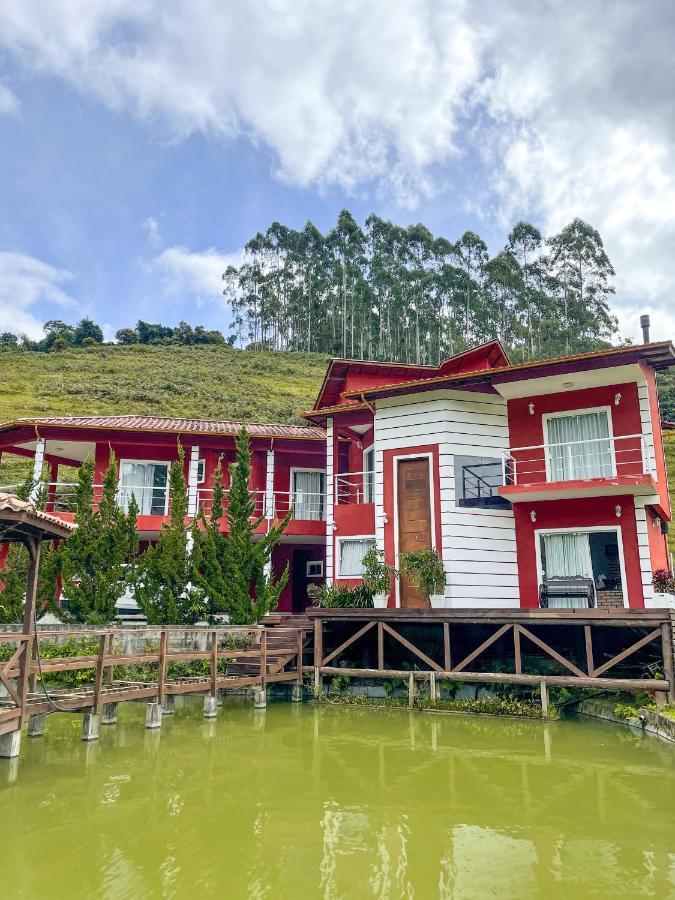 Ampla Casa De Campo - Afaven Aguas Mornas Buitenkant foto