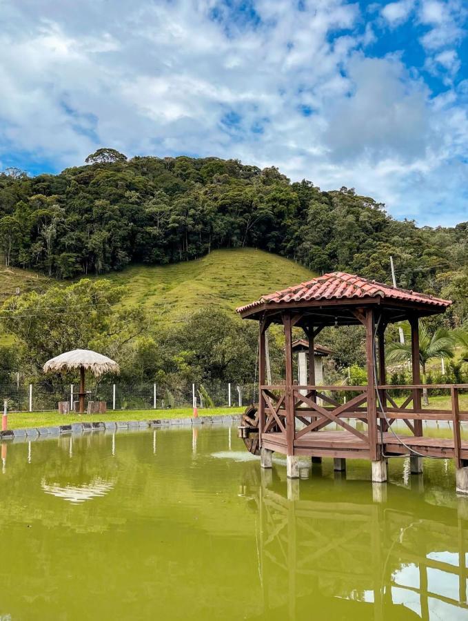 Ampla Casa De Campo - Afaven Aguas Mornas Buitenkant foto